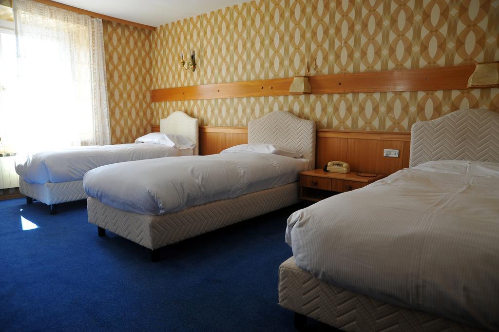 Hotel Passo Stelvio Bagian luar foto