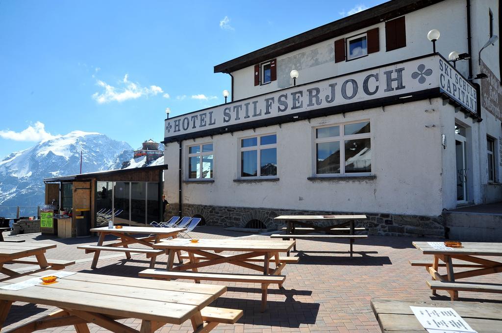 Hotel Passo Stelvio Bagian luar foto